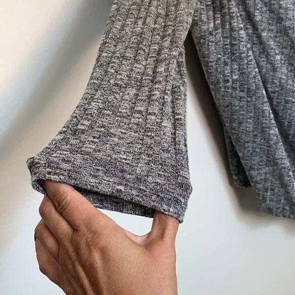 Dana Buchman Woman’s Gray One Button Sweater Duster Cape M - Picture 5 of 12